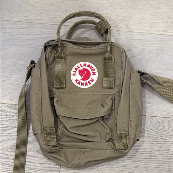 Kånken Mini Shoulder Bag - Sand - Picture 2 of 4